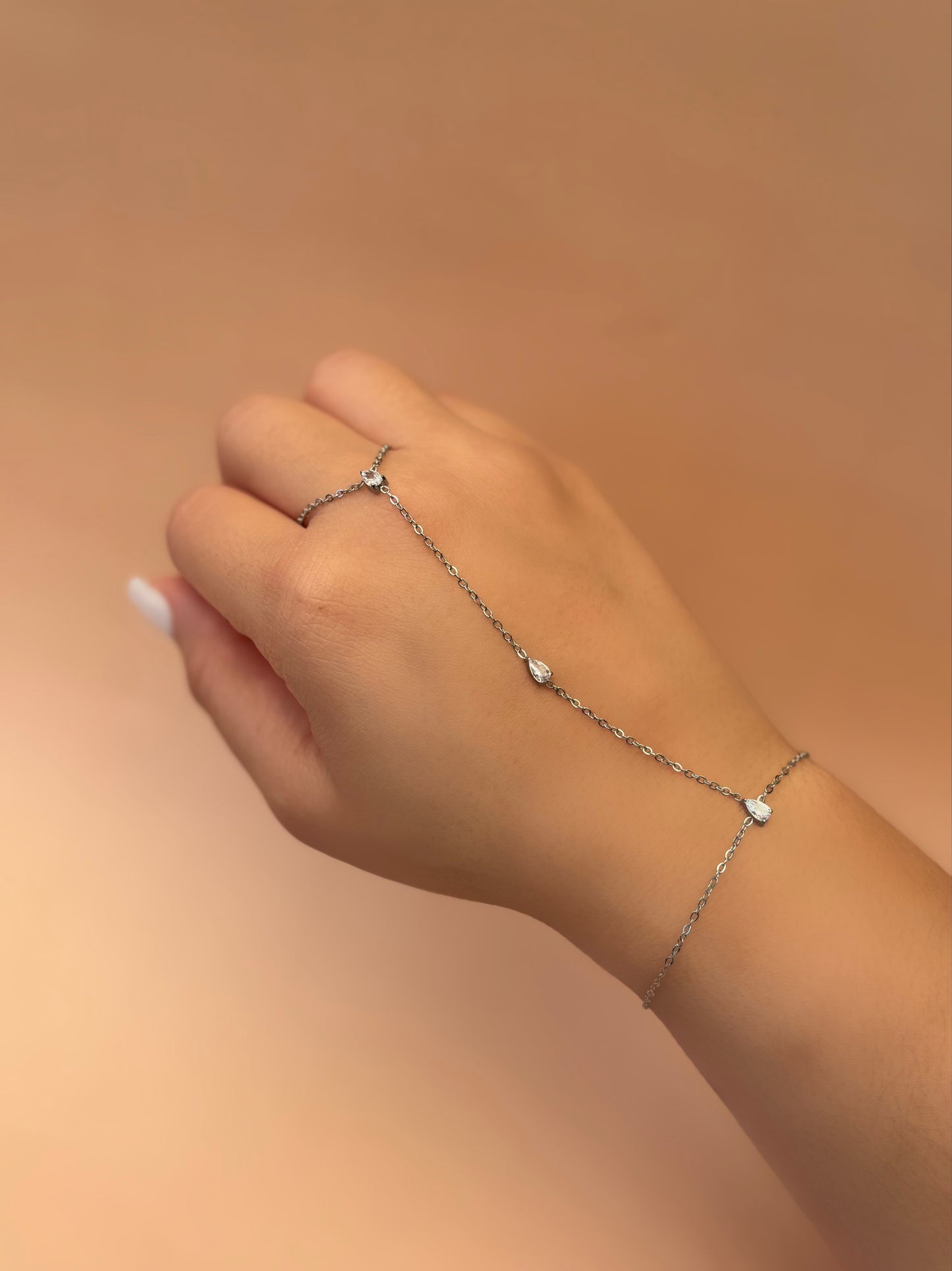 Chaîne de main Silvera